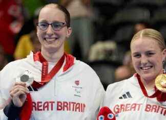 Paralympic Swimmer from Kent Achieves Silver Medal with New Personal Best news-05092024-144952