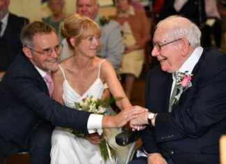 London Care Home Wedding: 99-Year-Old Gives Daughter Away news-05092024-150658
