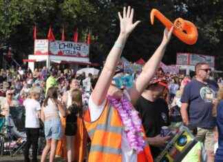 Colchester Anti Loo Roll Festival 2021: A Photo Gallery of Highlights news-17092024-044257