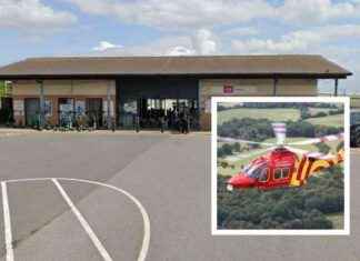Tragic Death at Essex Train Station Sparks Emergency Response and Investigation news-05102024-035355