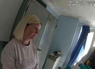 Arrest Video: Essex Murderer Caught Killing Parents news-12102024-114852