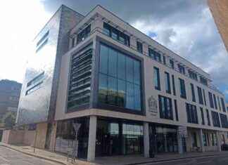 Restaurant Thief Strikes Again in Colchester: Repeat Offender Caught in the Act news-14102024-022510