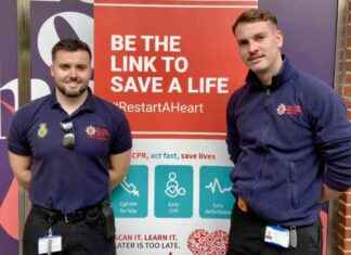 Officers Reunite with Woman They Saved in Colchester: A Surreal Encounter news-26102024-122823