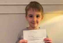 Excited Schoolboy Receives Hand-Written Letter from Sir David Attenborough excited-schoolboy-receives-hand-written-letter-from-sir-david-attenborough