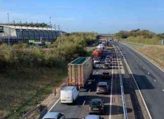 Heavy Traffic and Road Block on A12 in Colchester: Live Updates heavy-traffic-and-road-block-on-a12-in-colchester-live-updates